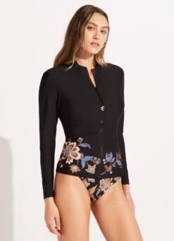 Silk Road Long Sleeve Rash Vest - Black 9 Silk Road Long Sleeve Rash Vest - Black -Bikinis Store 60203 020 Black 5