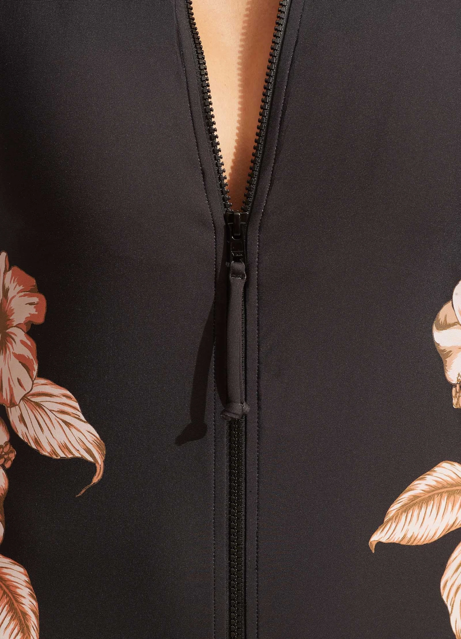 Castaway Long Sleeve Sunvest - Black 7 Castaway Long Sleeve Sunvest - Black - Image 5